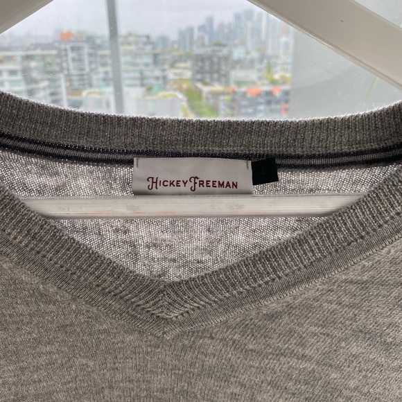 Hickey Freeman Men's 100% Merino Wool Sweater - Picture 2 of 9